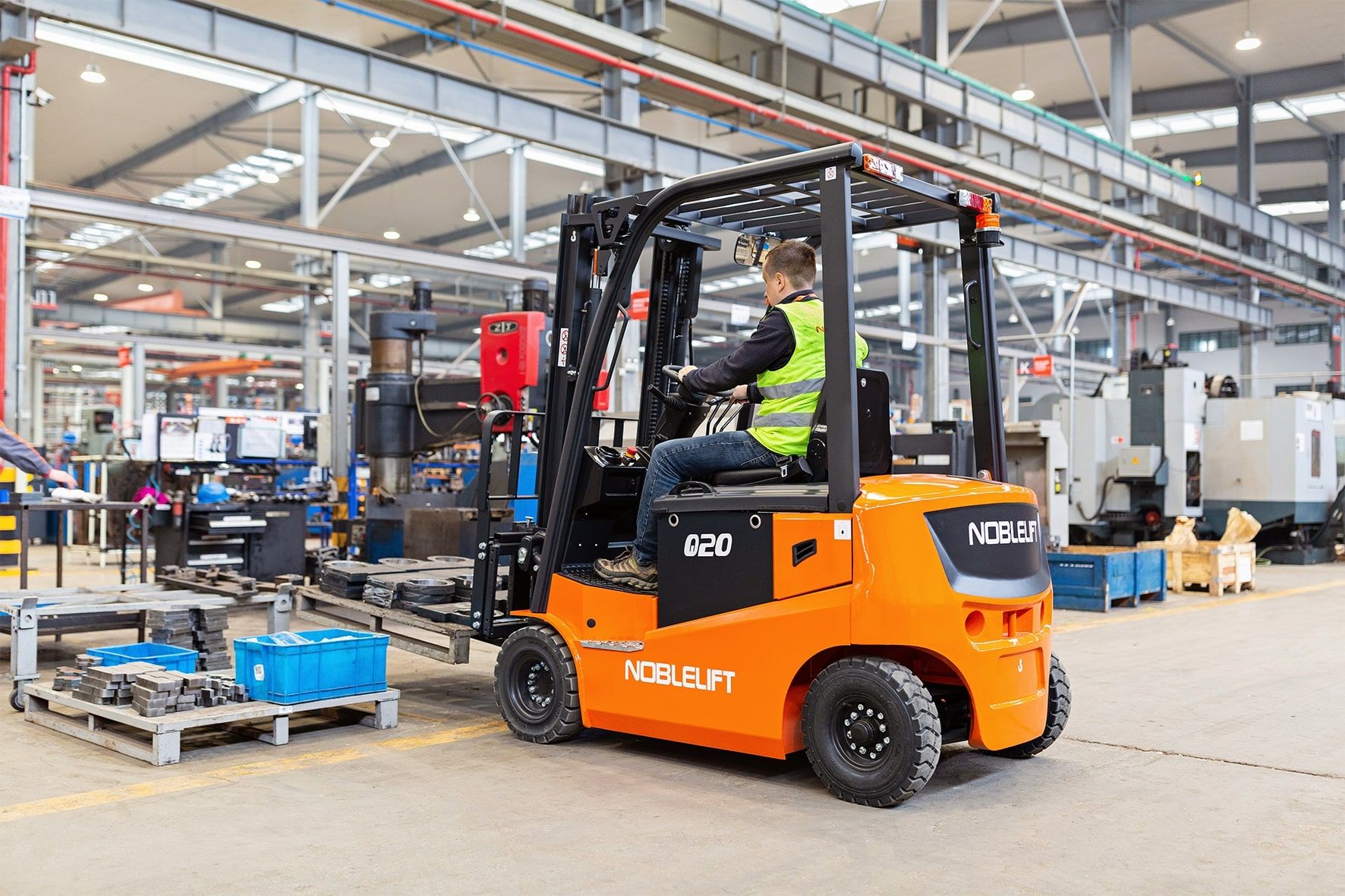 Noblelift FE 4P20Q  Elektro 4 Rad-Stapler www.noblelifteurope.com